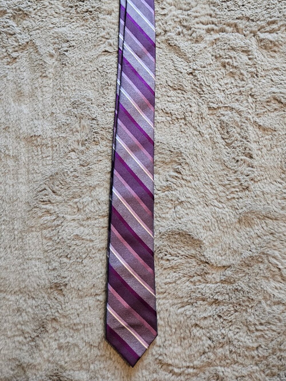 Bar 3 Purple striped tie